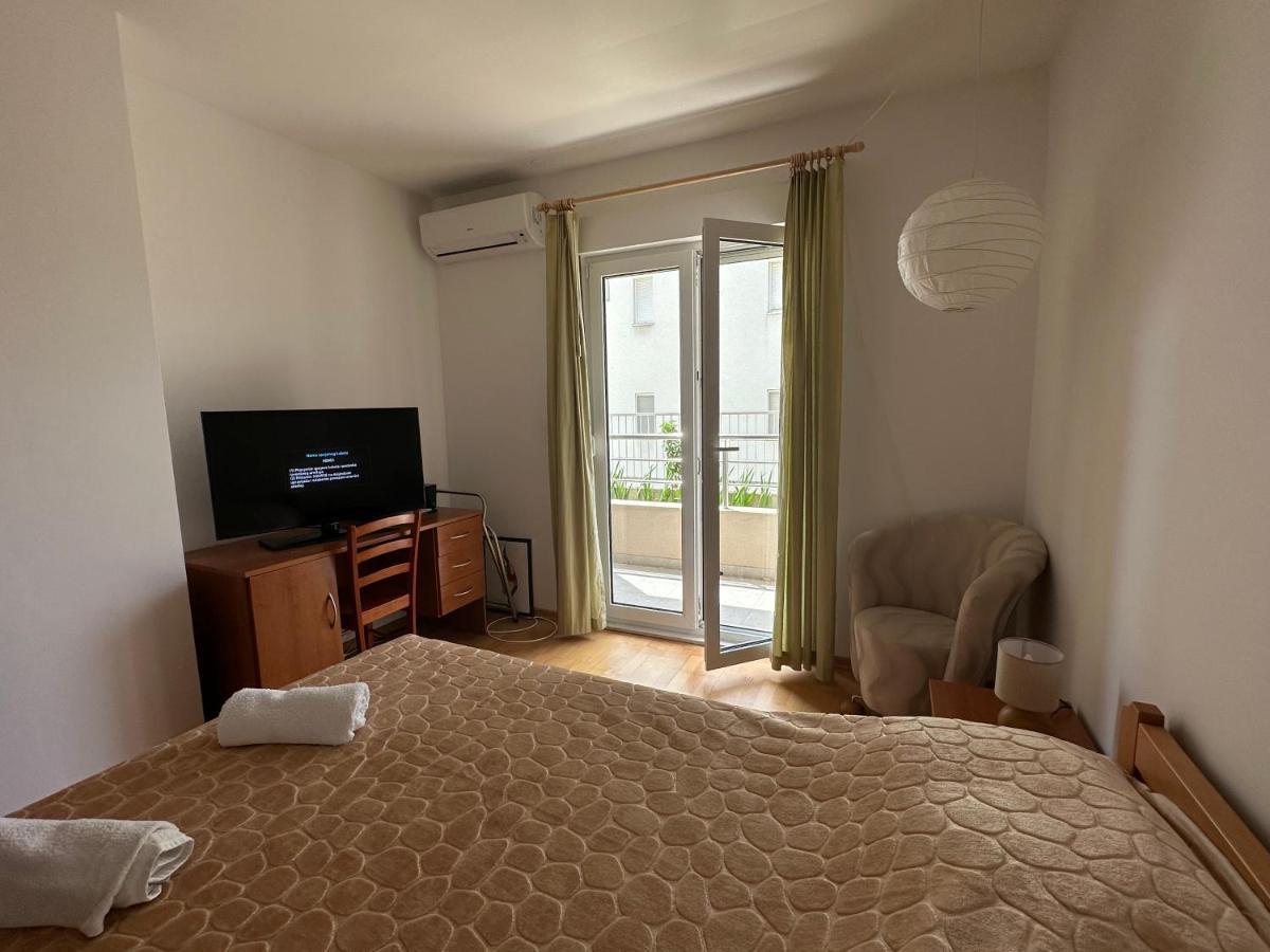 Aurora Luxury Apartment โตรกีร์ ภายนอก รูปภาพ