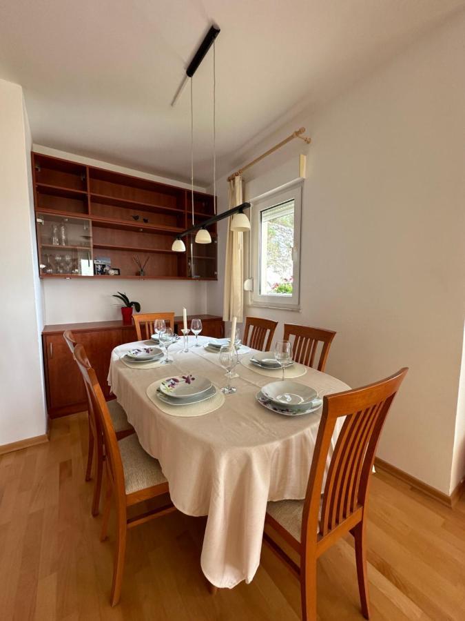Aurora Luxury Apartment โตรกีร์ ภายนอก รูปภาพ