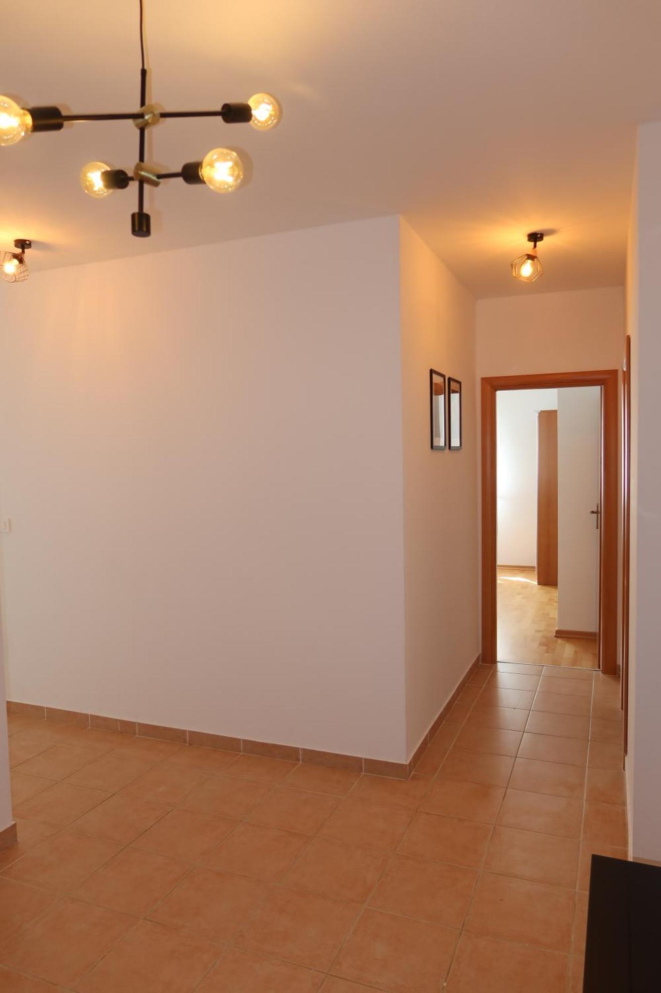 Aurora Luxury Apartment โตรกีร์ ภายนอก รูปภาพ